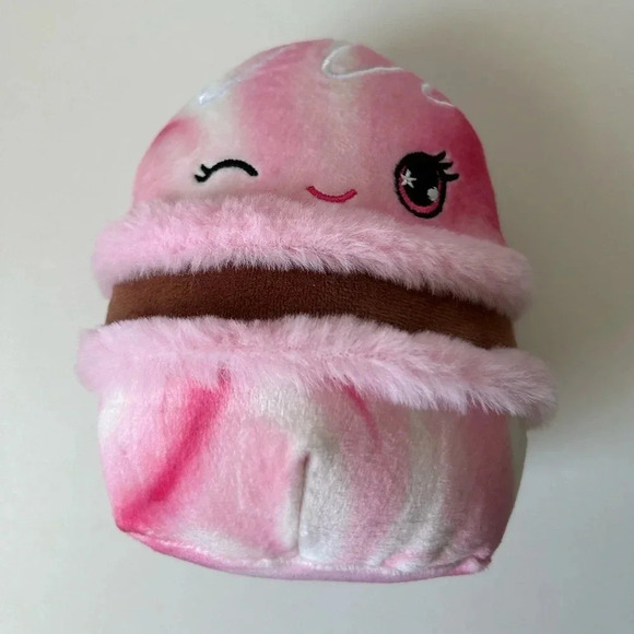 Squishmallows Other - Squishmallow Scented Plush Dessert Mystery Squad Macaroon 5” Stuffed Animal
